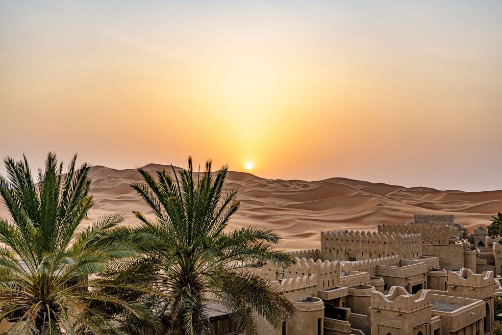 Abu Dhabi bei Sonnenuntergang