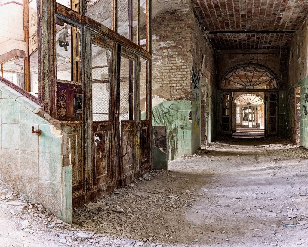 Treppenhaus in verlassenem Gebäude