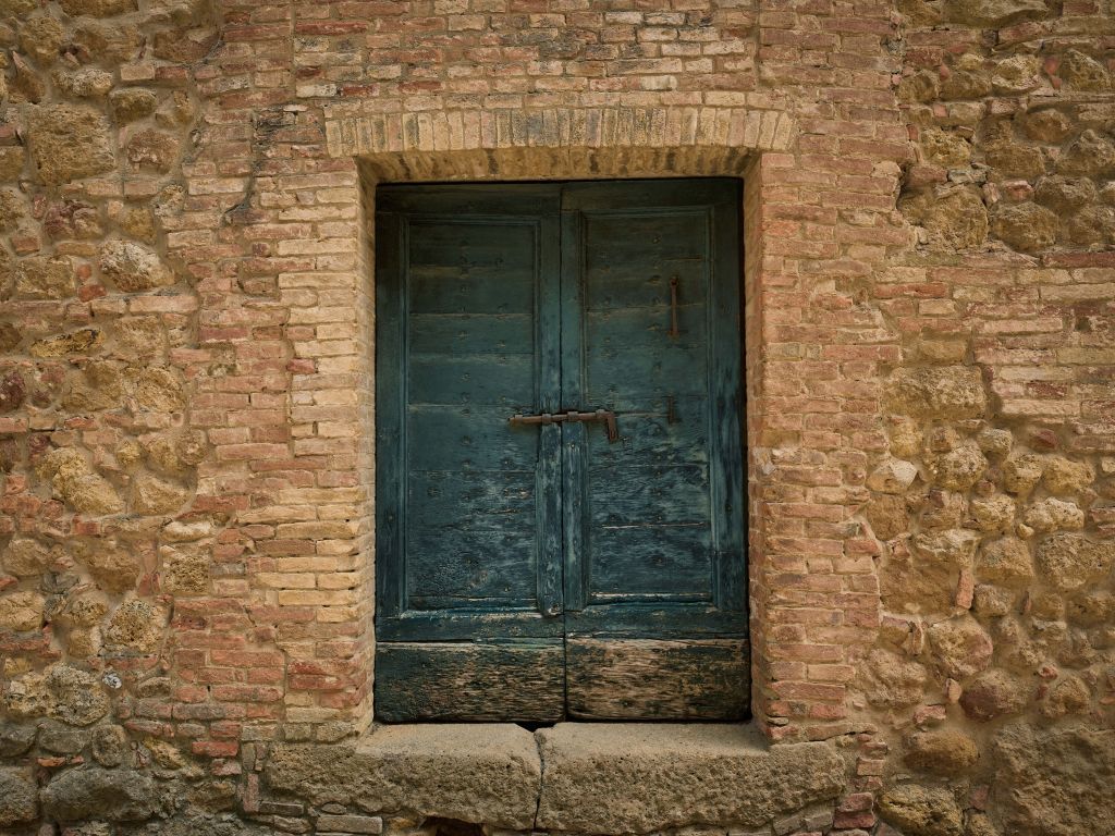 Alte Türen in Italien