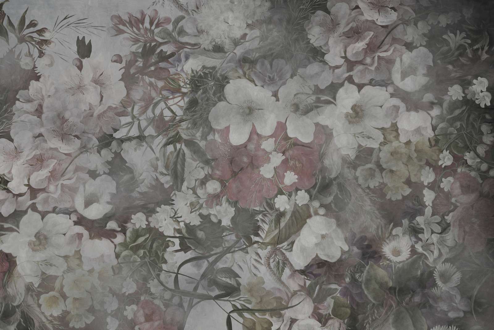 Apfelblüte und Anemonen