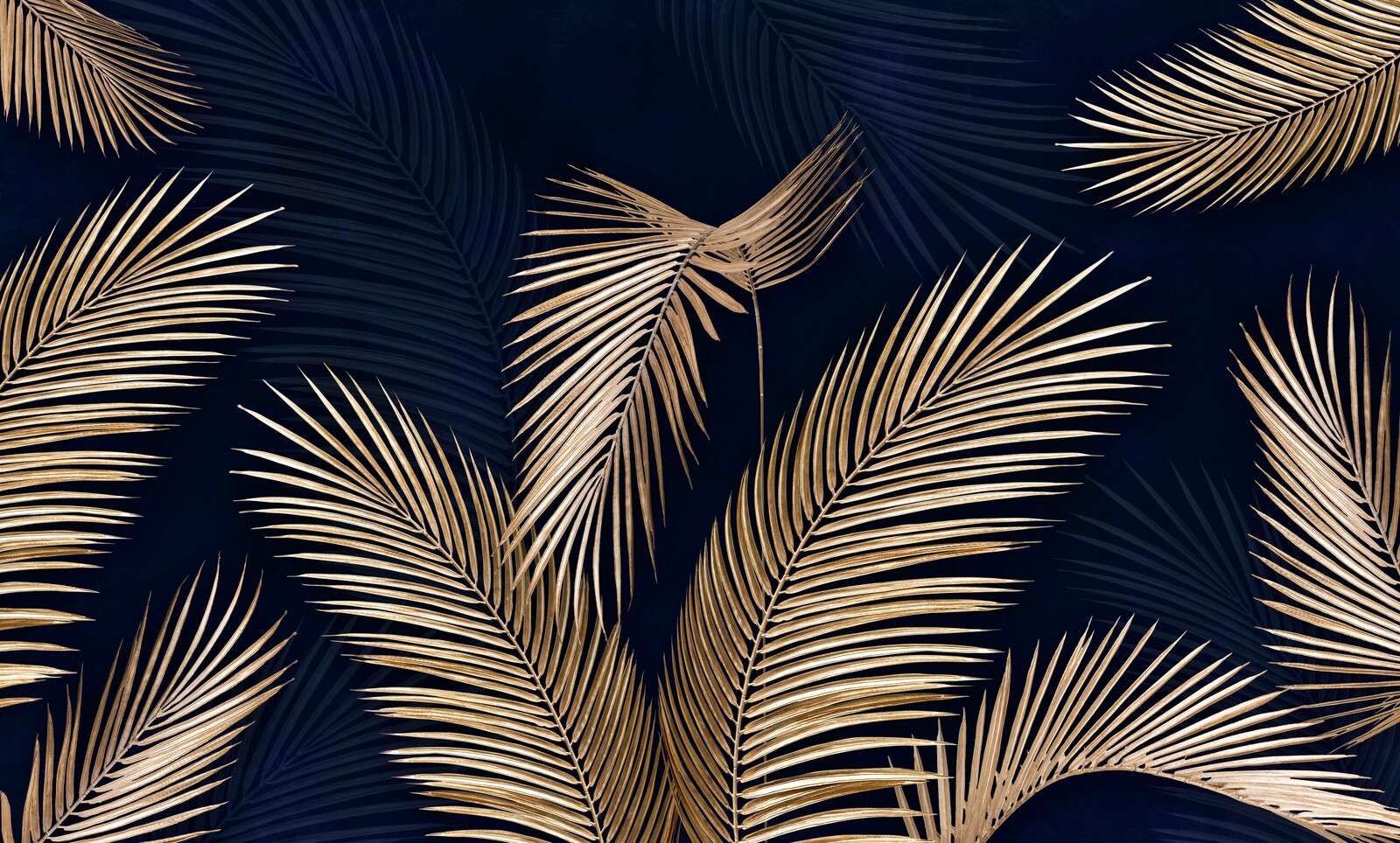 Goldene Palmzweige auf nachtblau
