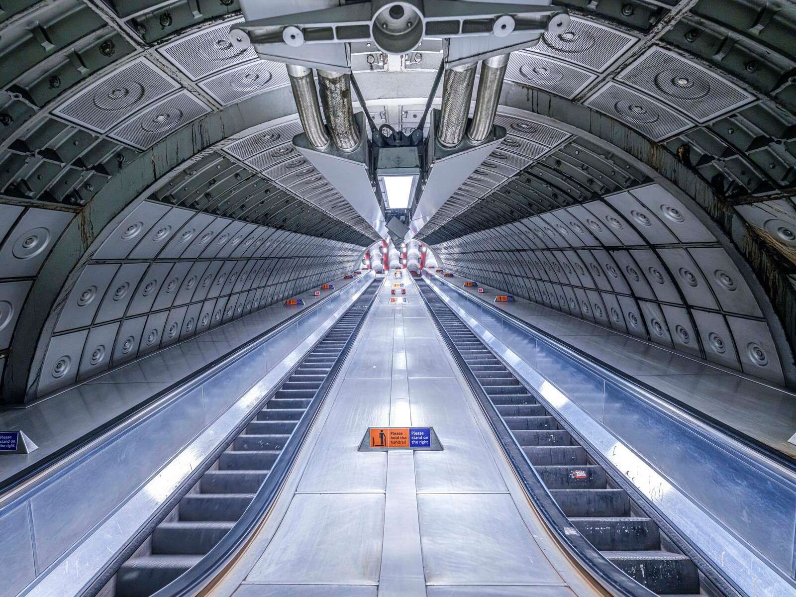 Rolltreppe an der U-Bahn-Station, London