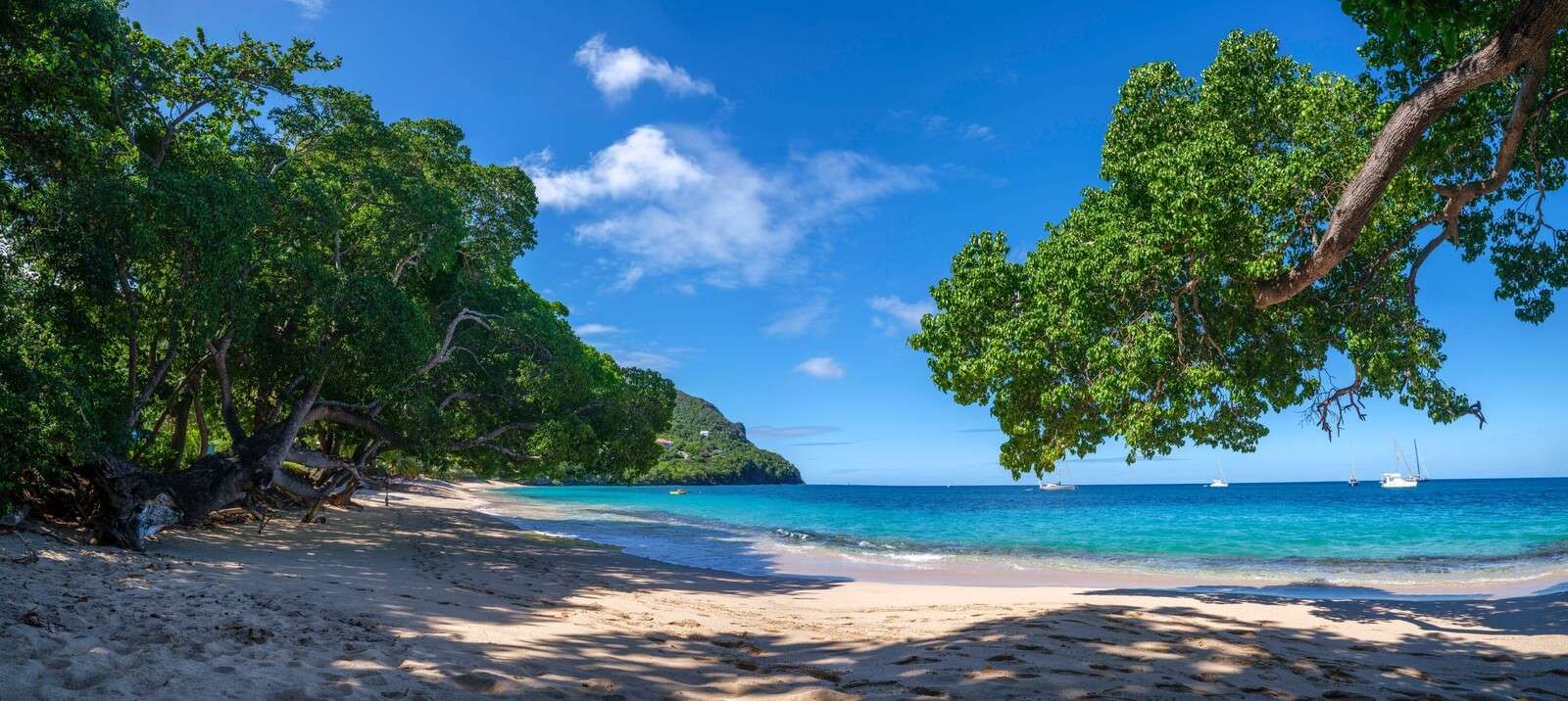 Ruhiger Strand in St. Vincent, Karibikinseln