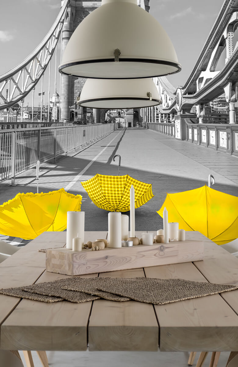  Gelbe Schirme auf der Tower Bridge 8